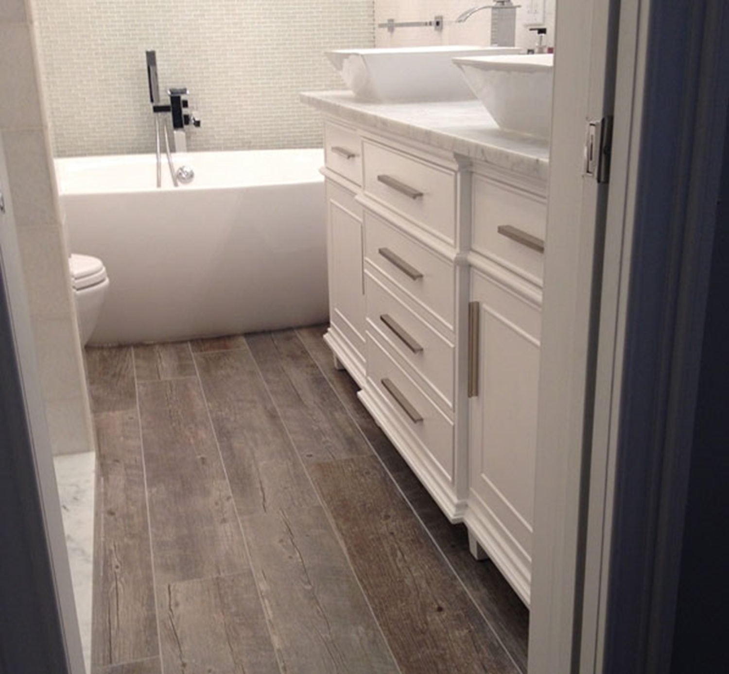 bathroom2